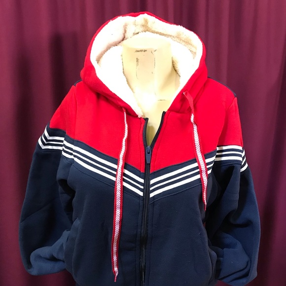 Retro Sherpa Sweatshirt and Sweatpants - Picture 2 of 6